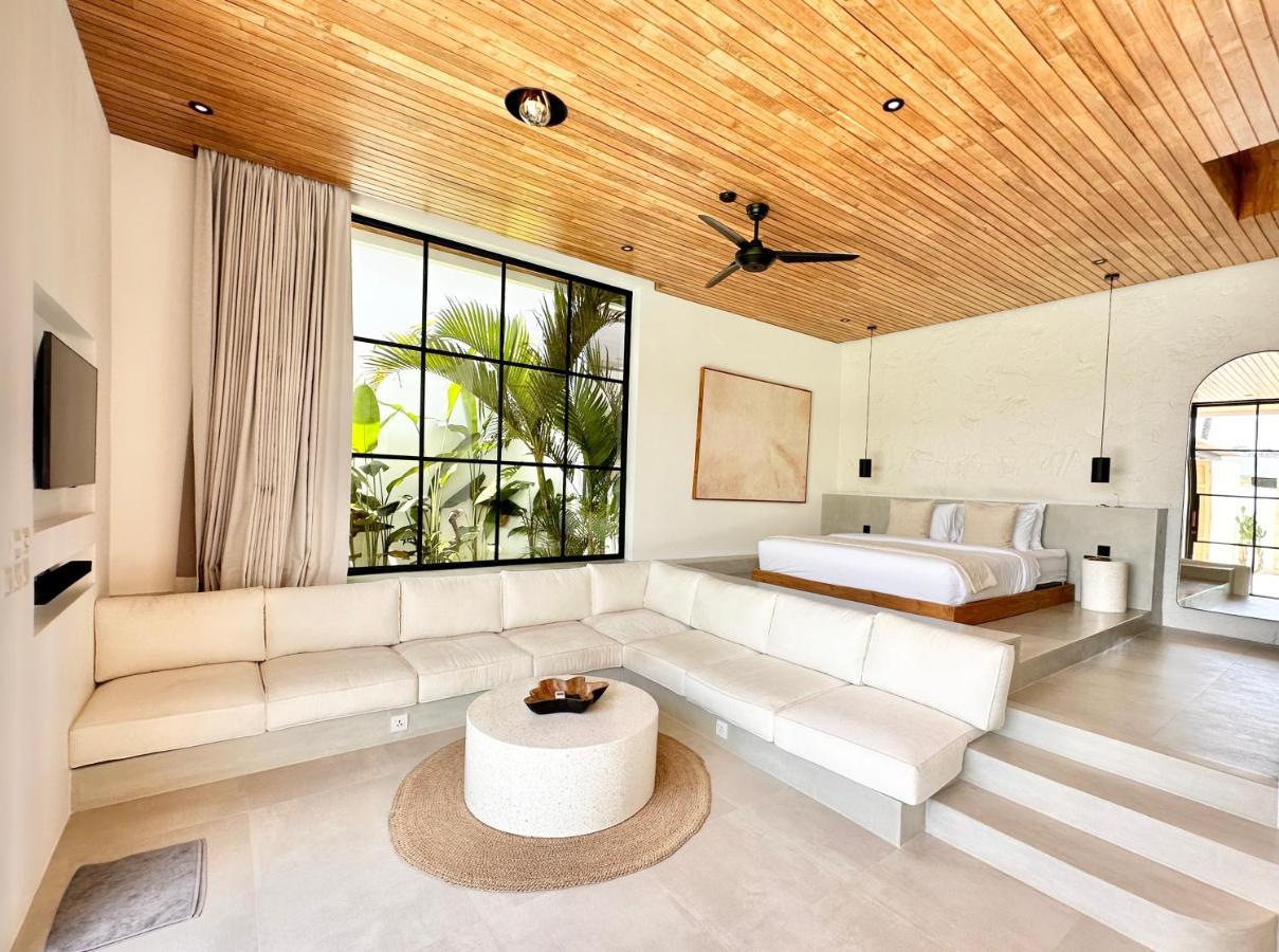 The By The Young Villa Uluwatu (Bali)