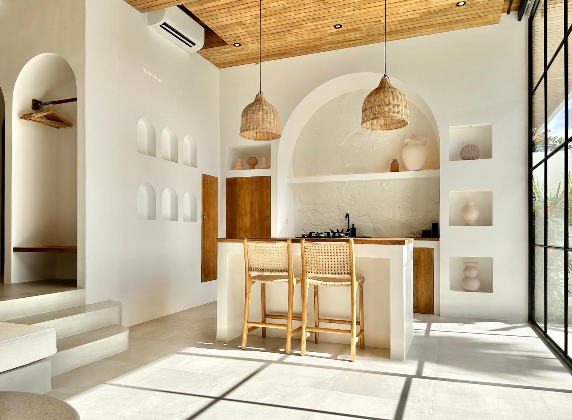 Villa The By The Young *