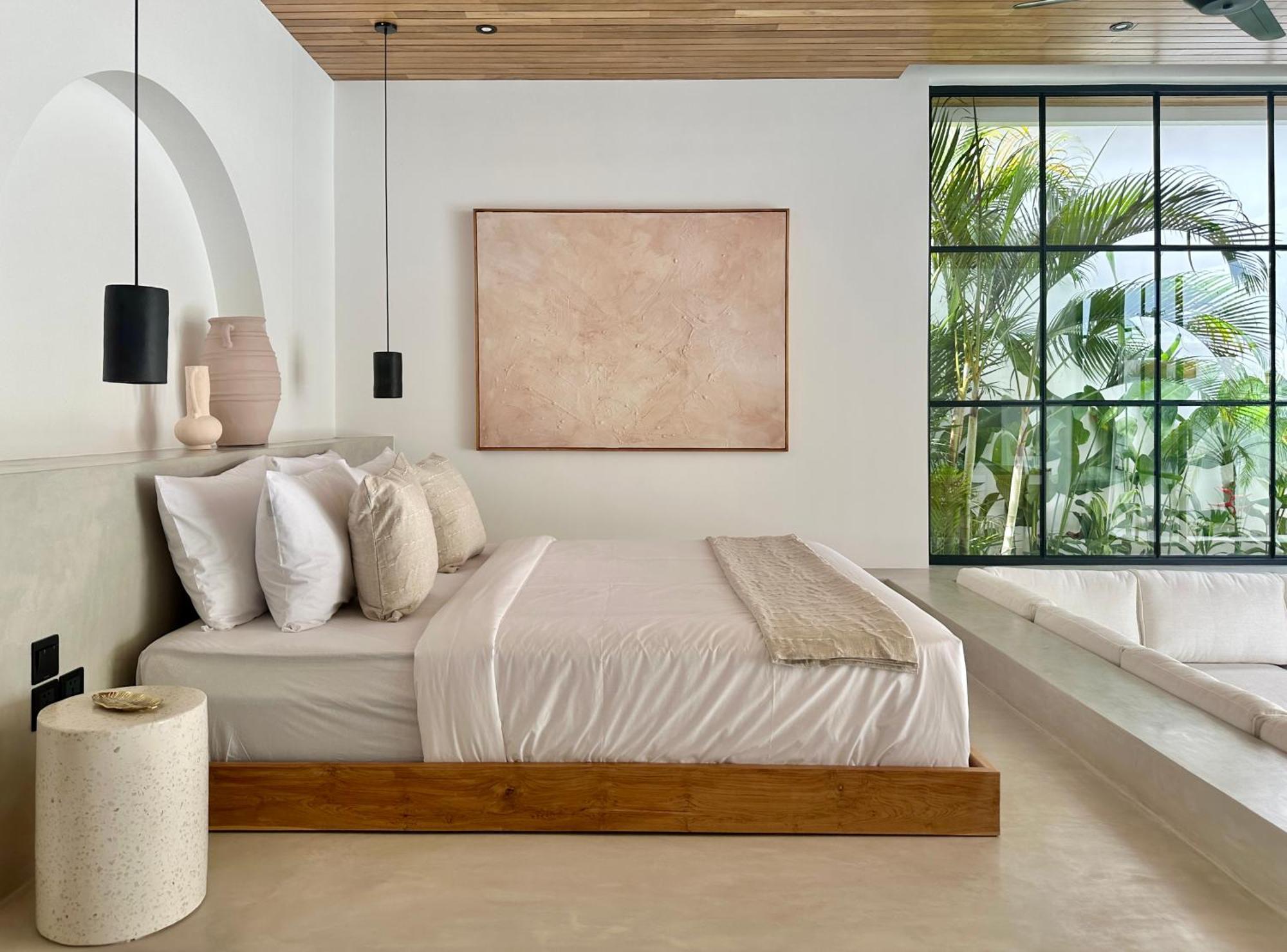 Villa The By The Young