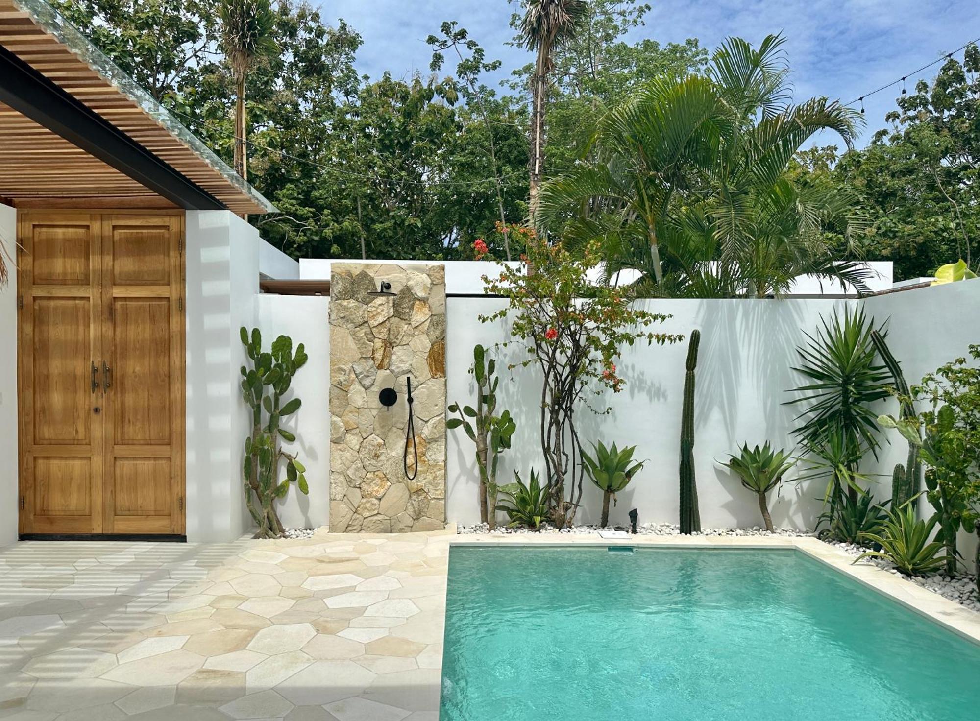 The By The Young Villa Uluwatu (Bali)